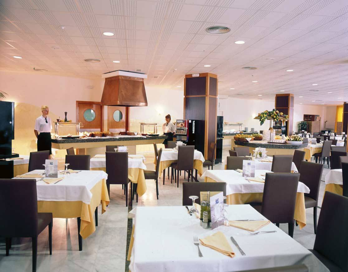 普林齐帕尔酒店 甘迪亚 外观 照片